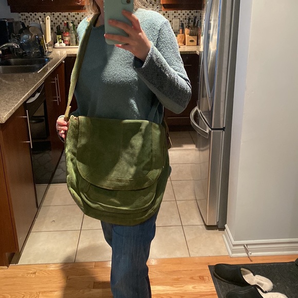Lucky brand Vintage inspired green suede leather bag ! - Picture 4 of 5